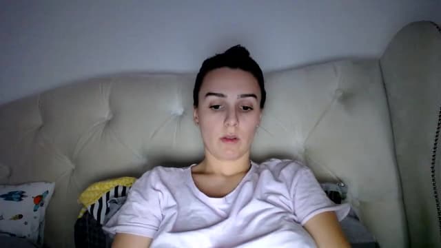 Gallery image thumbnail from L_A_U's myfreecams stream on, 12/01/2022, 13:12 image 2 of 20
