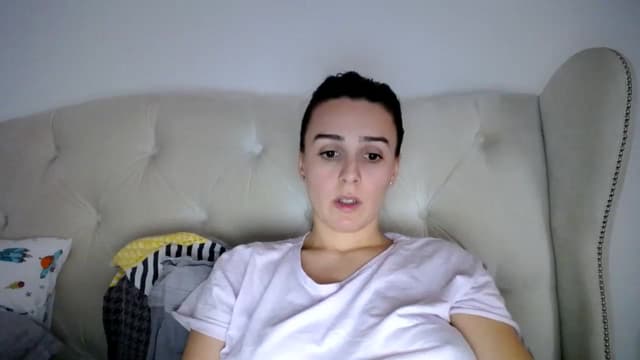 Gallery image thumbnail from L_A_U's myfreecams stream on, 12/01/2022, 13:12 image 17 of 20