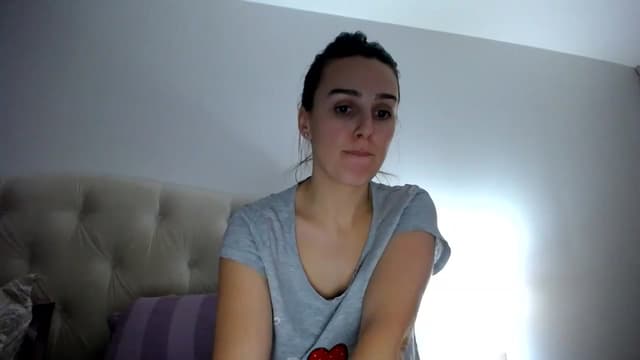 Gallery image thumbnail from L_A_U's myfreecams stream on, 12/02/2022, 14:13 image 9 of 20