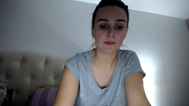 Gallery image thumbnail from L_A_U's myfreecams stream on, 12/02/2022, 14:13 image 11 of 20