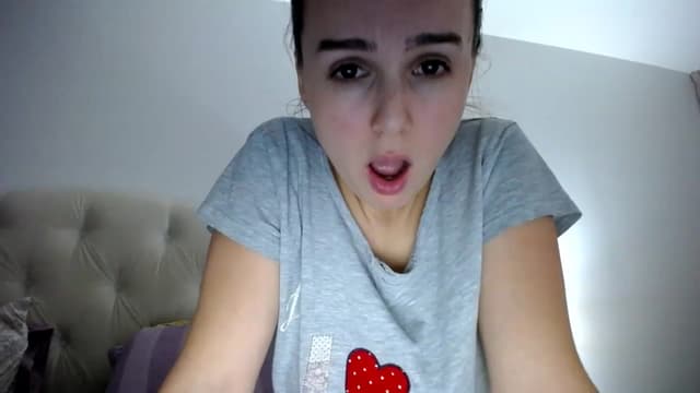 Gallery image thumbnail from L_A_U's myfreecams stream on, 12/02/2022, 14:13 image 10 of 20