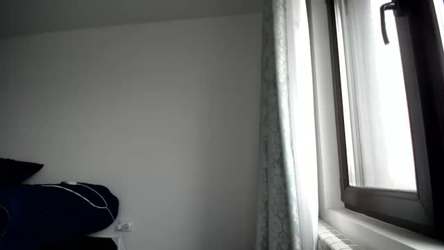 Gallery image thumbnail from L_A_U's myfreecams stream on, 12/06/2022, 08:16 image 16 of 20