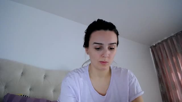 Gallery image thumbnail from L_A_U's myfreecams stream on, 12/07/2022, 11:07 image 6 of 20