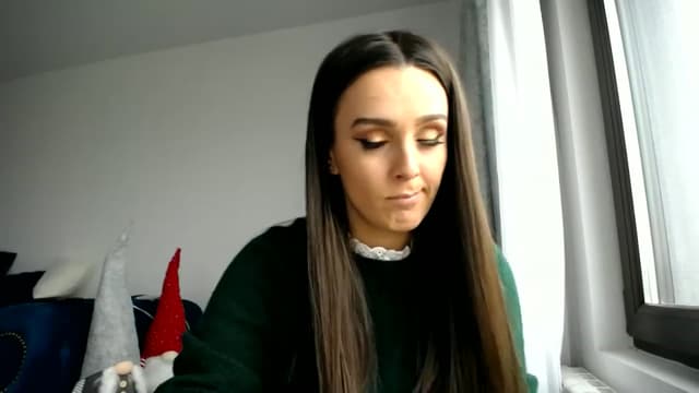 Gallery image thumbnail from L_A_U's myfreecams stream on, 12/12/2022, 08:29 image 15 of 20
