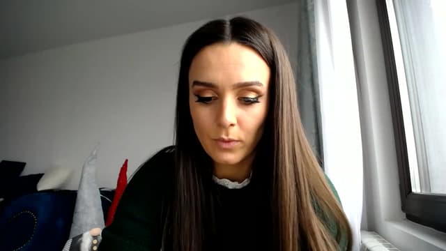 Gallery image thumbnail from L_A_U's myfreecams stream on, 12/12/2022, 08:29 image 12 of 20