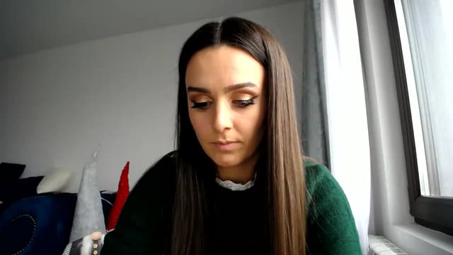 Gallery image thumbnail from L_A_U's myfreecams stream on, 12/12/2022, 08:29 image 11 of 20