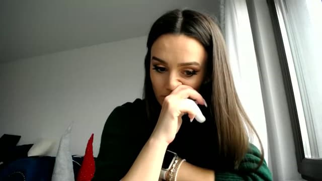 Gallery image thumbnail from L_A_U's myfreecams stream on, 12/12/2022, 08:44 image 5 of 20