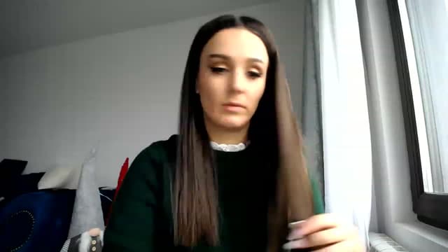 Gallery image thumbnail from L_A_U's myfreecams stream on, 12/12/2022, 08:44 image 1 of 20