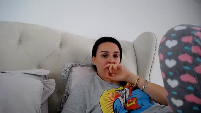 Gallery image thumbnail from L_A_U's myfreecams stream on, 02/11/2023, 14:08 image 7 of 20