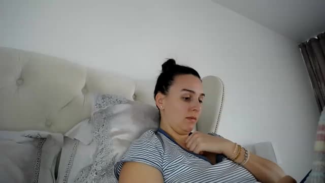 Gallery image thumbnail from L_A_U's myfreecams stream on, 02/14/2023, 14:48 image 9 of 20
