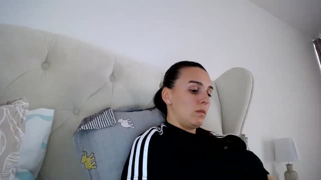 Gallery image thumbnail from L_A_U's myfreecams stream on, 02/22/2023, 11:43 image 3 of 20