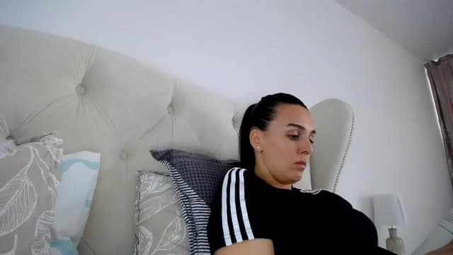 Gallery image thumbnail from L_A_U's myfreecams stream on, 02/22/2023, 13:12 image 12 of 20