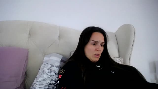 Gallery image thumbnail from L_A_U's myfreecams stream on, 04/02/2023, 14:17 image 8 of 20