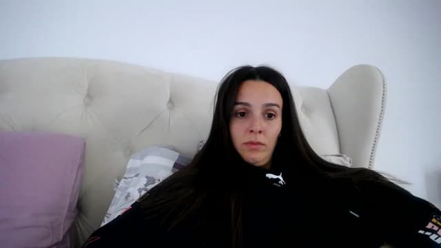 Gallery image thumbnail from L_A_U's myfreecams stream on, 04/02/2023, 14:17 image 6 of 20