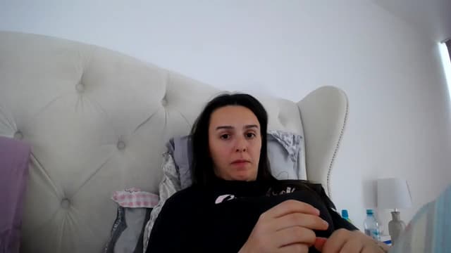 Gallery image thumbnail from L_A_U's myfreecams stream on, 04/03/2023, 12:22 image 6 of 20
