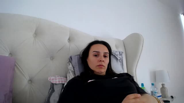 Gallery image thumbnail from L_A_U's myfreecams stream on, 04/03/2023, 12:22 image 9 of 20