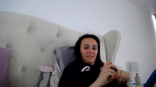Gallery image thumbnail from L_A_U's myfreecams stream on, 04/03/2023, 12:22 image 3 of 20