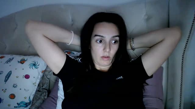 Gallery image thumbnail from L_A_U's myfreecams stream on, 04/04/2023, 09:30 image 17 of 20