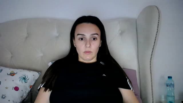 Gallery image thumbnail from L_A_U's myfreecams stream on, 04/04/2023, 11:15 image 1 of 20