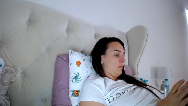 Gallery image thumbnail from L_A_U's myfreecams stream on, 04/06/2023, 11:45 image 17 of 20