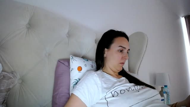 Gallery image thumbnail from L_A_U's myfreecams stream on, 04/06/2023, 11:45 image 8 of 20