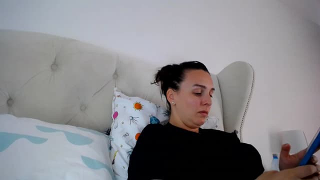 Gallery image thumbnail from L_A_U's myfreecams stream on, 04/24/2023, 08:19 image 5 of 20