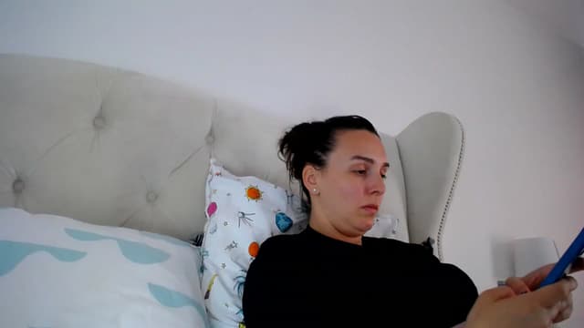 Gallery image thumbnail from L_A_U's myfreecams stream on, 04/24/2023, 08:19 image 10 of 20