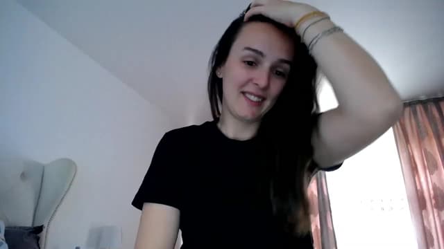 Gallery image thumbnail from L_A_U's myfreecams stream on, 04/24/2023, 10:57 image 7 of 20
