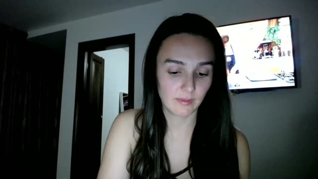Gallery image thumbnail from L_A_U's myfreecams stream on, 04/24/2023, 21:03 image 5 of 20