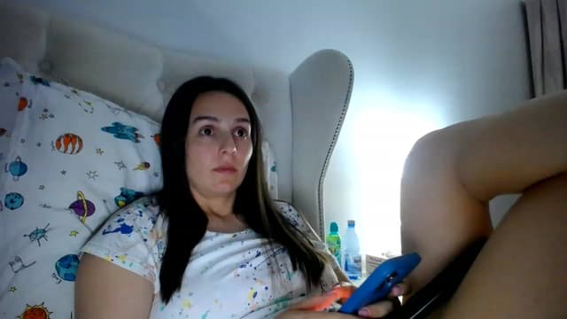Gallery image thumbnail from L_A_U's myfreecams stream on, 04/26/2023, 21:55 image 17 of 20