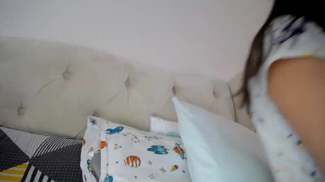 Gallery image thumbnail from L_A_U's myfreecams stream on, 04/27/2023, 09:53 image 2 of 20