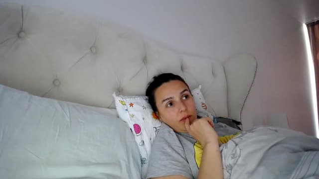 Gallery image thumbnail from L_A_U's myfreecams stream on, 05/02/2023, 10:31 image 20 of 20