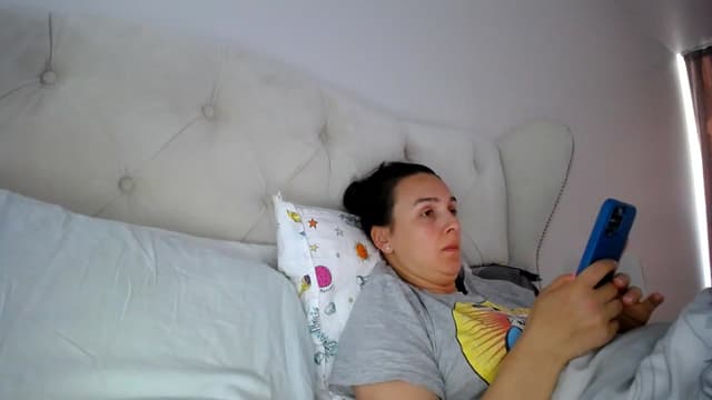 Gallery image thumbnail from L_A_U's myfreecams stream on, 05/02/2023, 10:31 image 16 of 20