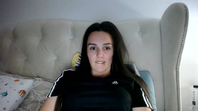 Gallery image thumbnail from L_A_U's myfreecams stream on, 05/03/2023, 19:53 image 1 of 20