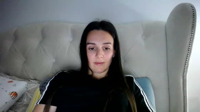 Gallery image thumbnail from L_A_U's myfreecams stream on, 05/03/2023, 19:53 image 13 of 20