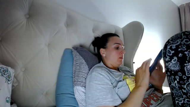 Gallery image thumbnail from L_A_U's myfreecams stream on, 05/08/2023, 17:49 image 19 of 20