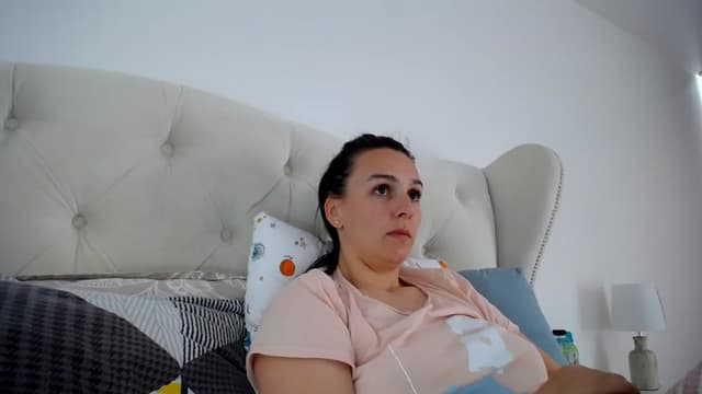 Gallery image thumbnail from L_A_U's myfreecams stream on, 05/10/2023, 09:57 image 18 of 20