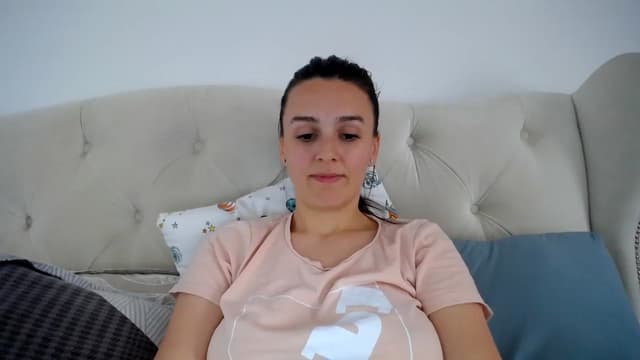 Gallery image thumbnail from L_A_U's myfreecams stream on, 05/10/2023, 11:28 image 9 of 20