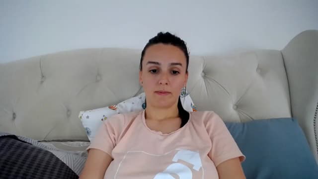 Gallery image thumbnail from L_A_U's myfreecams stream on, 05/10/2023, 11:28 image 8 of 20