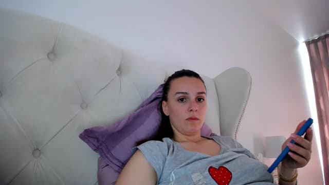 Gallery image thumbnail from L_A_U's myfreecams stream on, 05/15/2023, 08:41 image 9 of 20