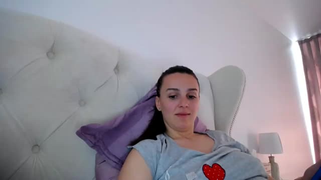 Gallery image thumbnail from L_A_U's myfreecams stream on, 05/15/2023, 08:41 image 6 of 20