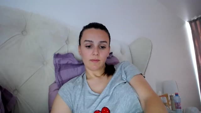 Gallery image thumbnail from L_A_U's myfreecams stream on, 05/15/2023, 11:14 image 7 of 20