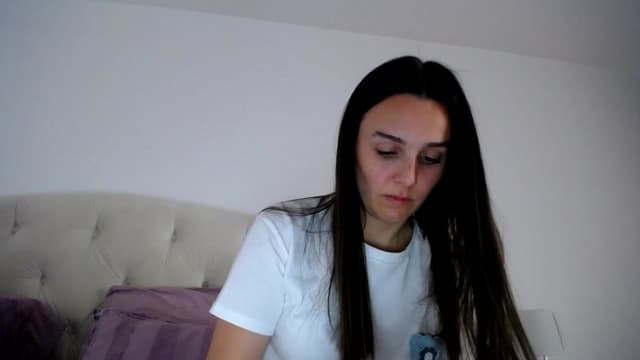 Gallery image thumbnail from L_A_U's myfreecams stream on, 05/16/2023, 05:40 image 4 of 20