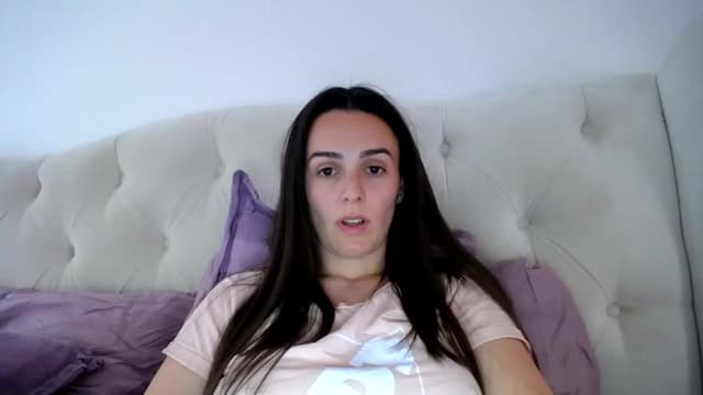 Gallery image thumbnail from L_A_U's myfreecams stream on, 05/17/2023, 11:55 image 6 of 20