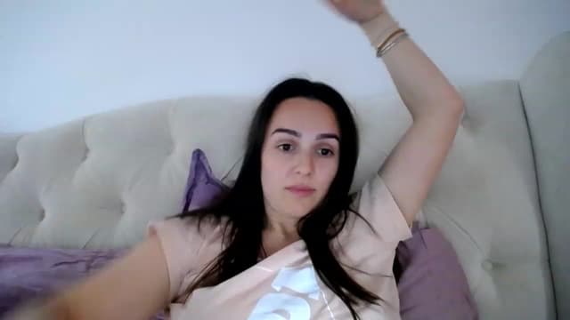 Gallery image thumbnail from L_A_U's myfreecams stream on, 05/17/2023, 11:55 image 1 of 20