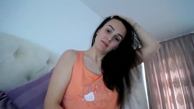 Gallery image thumbnail from L_A_U's myfreecams stream on, 05/18/2023, 11:35 image 9 of 20
