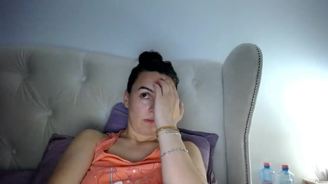 Gallery image thumbnail from L_A_U's myfreecams stream on, 05/18/2023, 21:42 image 6 of 20