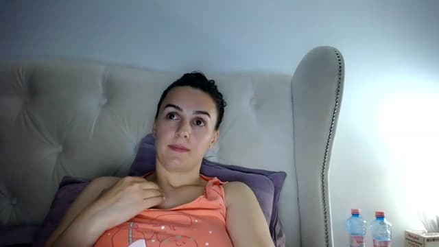 Gallery image thumbnail from L_A_U's myfreecams stream on, 05/18/2023, 21:42 image 19 of 20