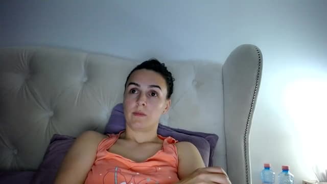 Gallery image thumbnail from L_A_U's myfreecams stream on, 05/18/2023, 21:42 image 8 of 20