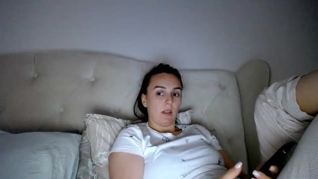 Gallery image thumbnail from L_A_U's myfreecams stream on, 05/21/2023, 17:05 image 6 of 20